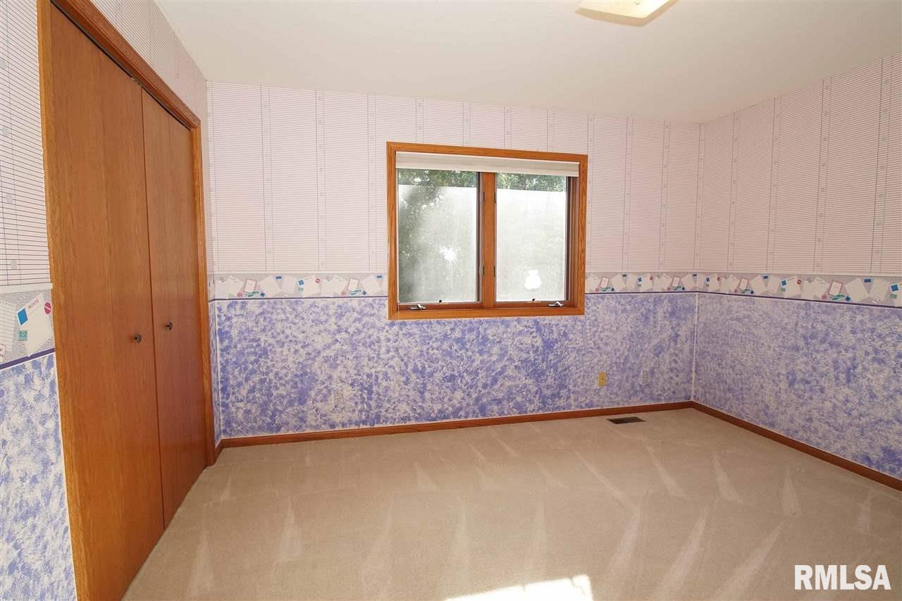 6016 West Ridgecrest Circle Peoria, IL 61615 - Photo 27 of 31 Gallery Image 27