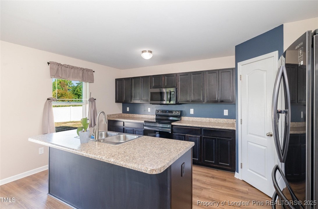 359 Hallow Oak Street Spring Lake, NC 28390 - Photo 5 of 27 Gallery Image 5