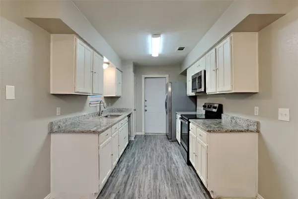$1,875 | 6915 Renfro Drive, Richmond, TX 77469