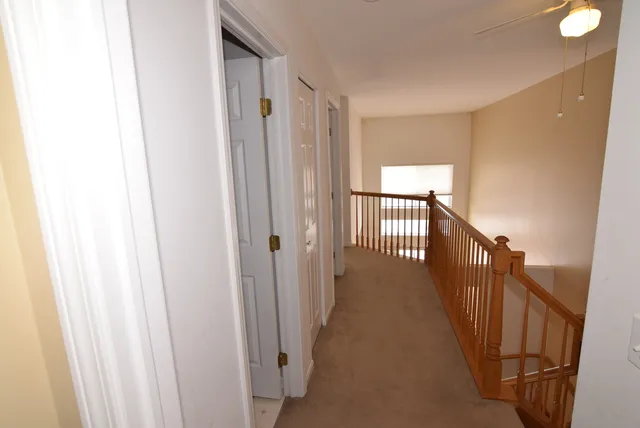 $252,000 | 939 Mesa Drive, Lake In The Hills, IL 60156