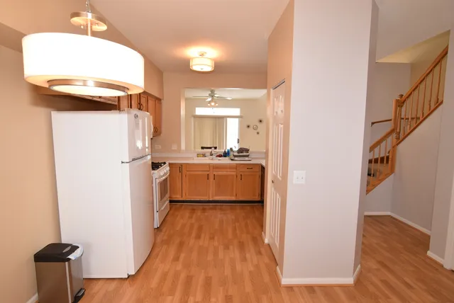 $252,000 | 939 Mesa Drive, Lake In The Hills, IL 60156