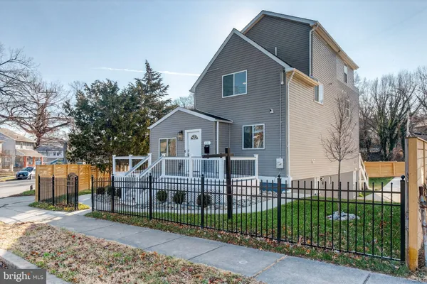 $1,350,000 | 3151 Newton Street Northeast, Washington, DC 20018