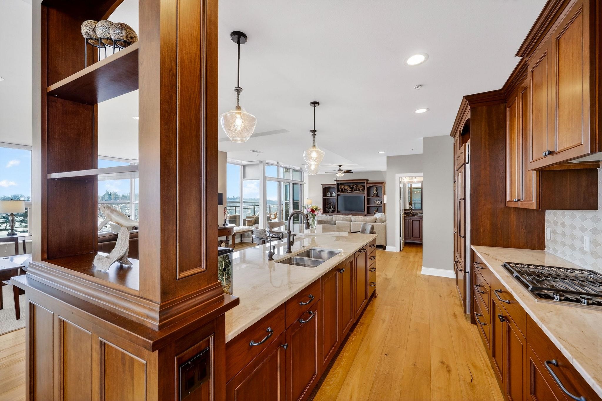 625 North Segoe Road, Unit 900 Madison, WI 53705 - Photo 14 of 57