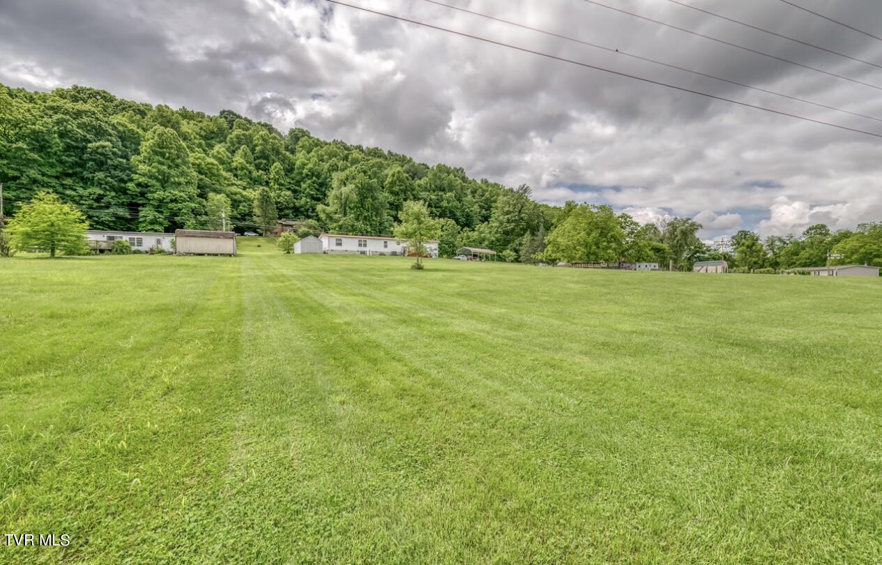 1260 Pleasant Grove Road Bluff City, TN 37618 - Photo 32 of 33 IMG_8138