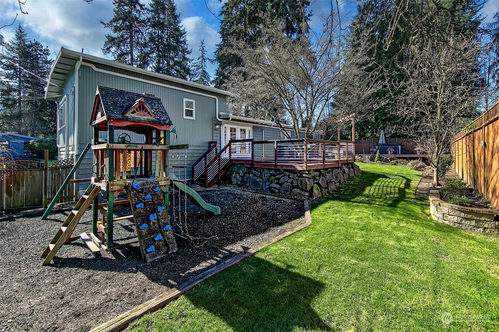 717 15th Street Southwest Edmonds, WA 98020 - Photo 32 of 33 Gallery Image 32