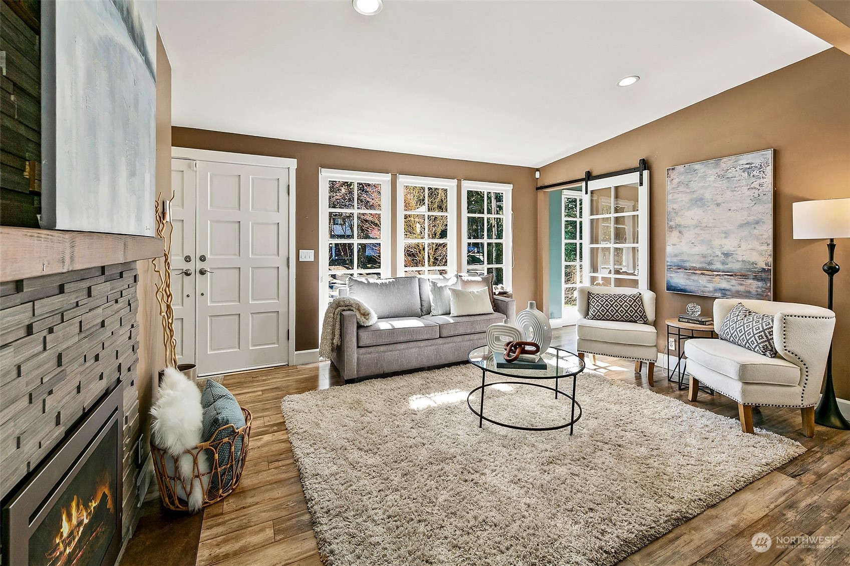 717 15th Street Southwest Edmonds, WA 98020 - Photo 8 of 33 Gallery Image 8