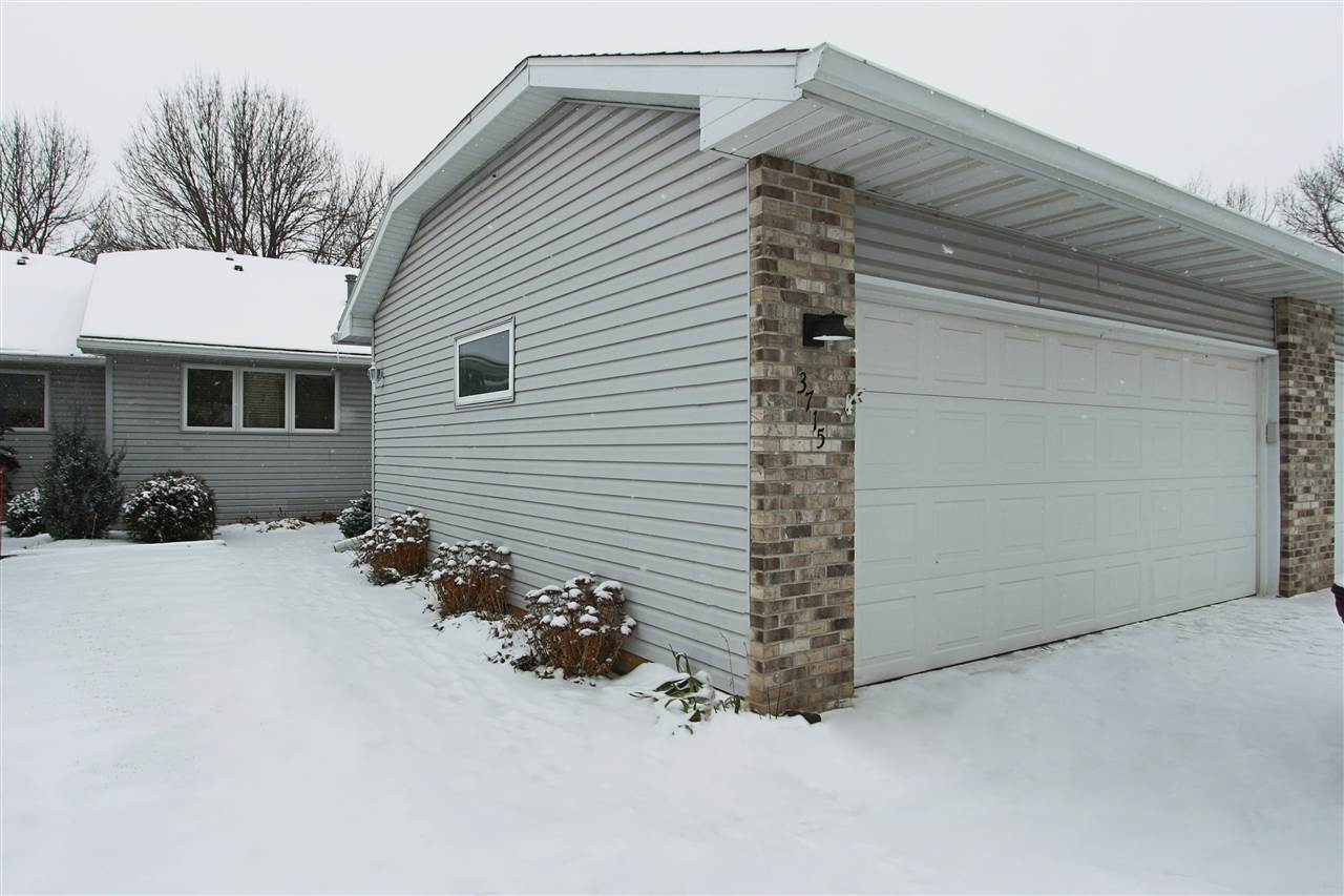 3715 West 4th Street Waterloo, IA 50701 - Photo 1 of 19 Gallery Image 1