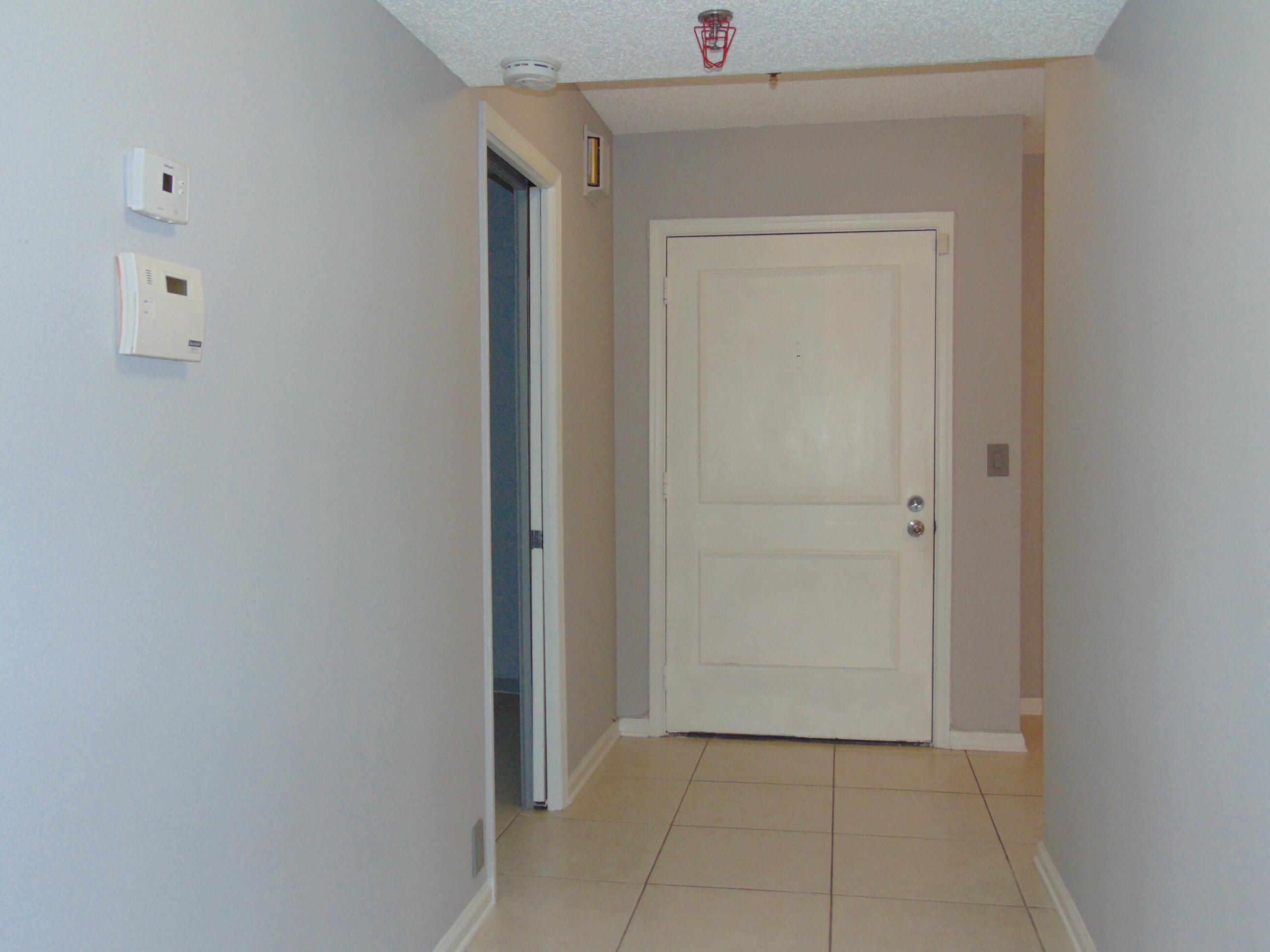 9220 Southwest 14th Street, Unit 3103 Boca Raton, FL 33428 - Photo 17 of 58 a view of an empty room