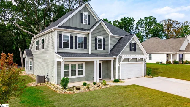 $492,500 | 726 Oak Hill Lane, Belton, SC 29627
