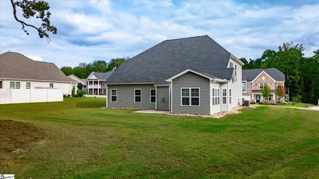 $492,500 | 726 Oak Hill Lane, Belton, SC 29627