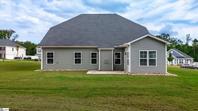 $492,500 | 726 Oak Hill Lane, Belton, SC 29627