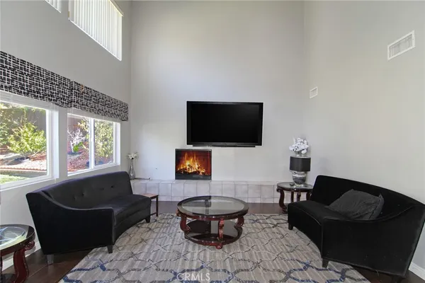$5,000 | 26426 Cardinal Drive, Canyon Country, CA 91387