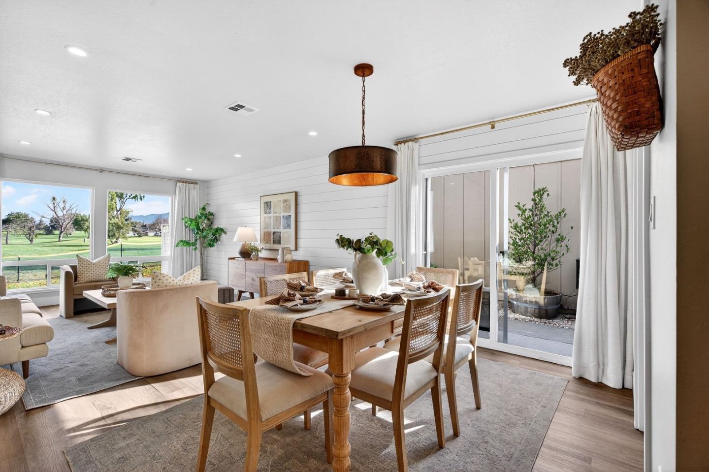 300 Ridgemark Drive Hollister, CA 95023 - Photo 6 of 27