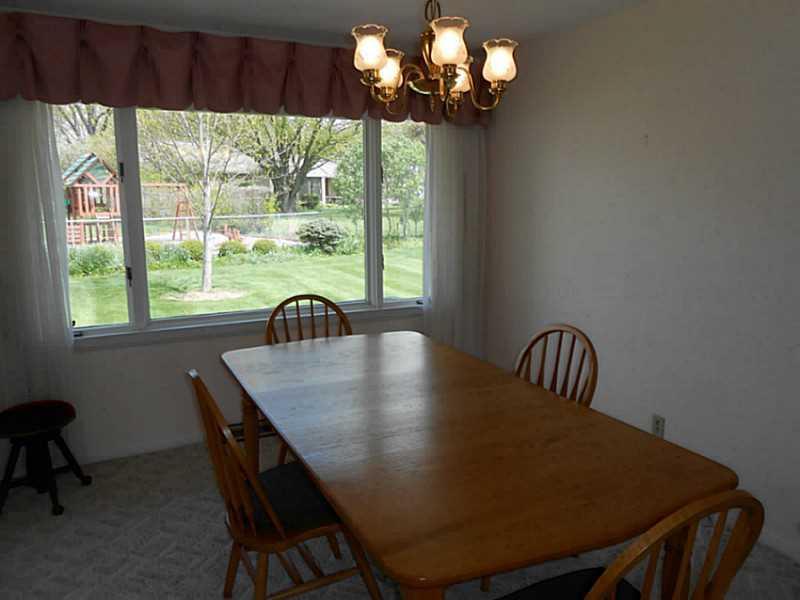 316 Holiday Drive Springfield, OH 45505 - Photo 7 of 25