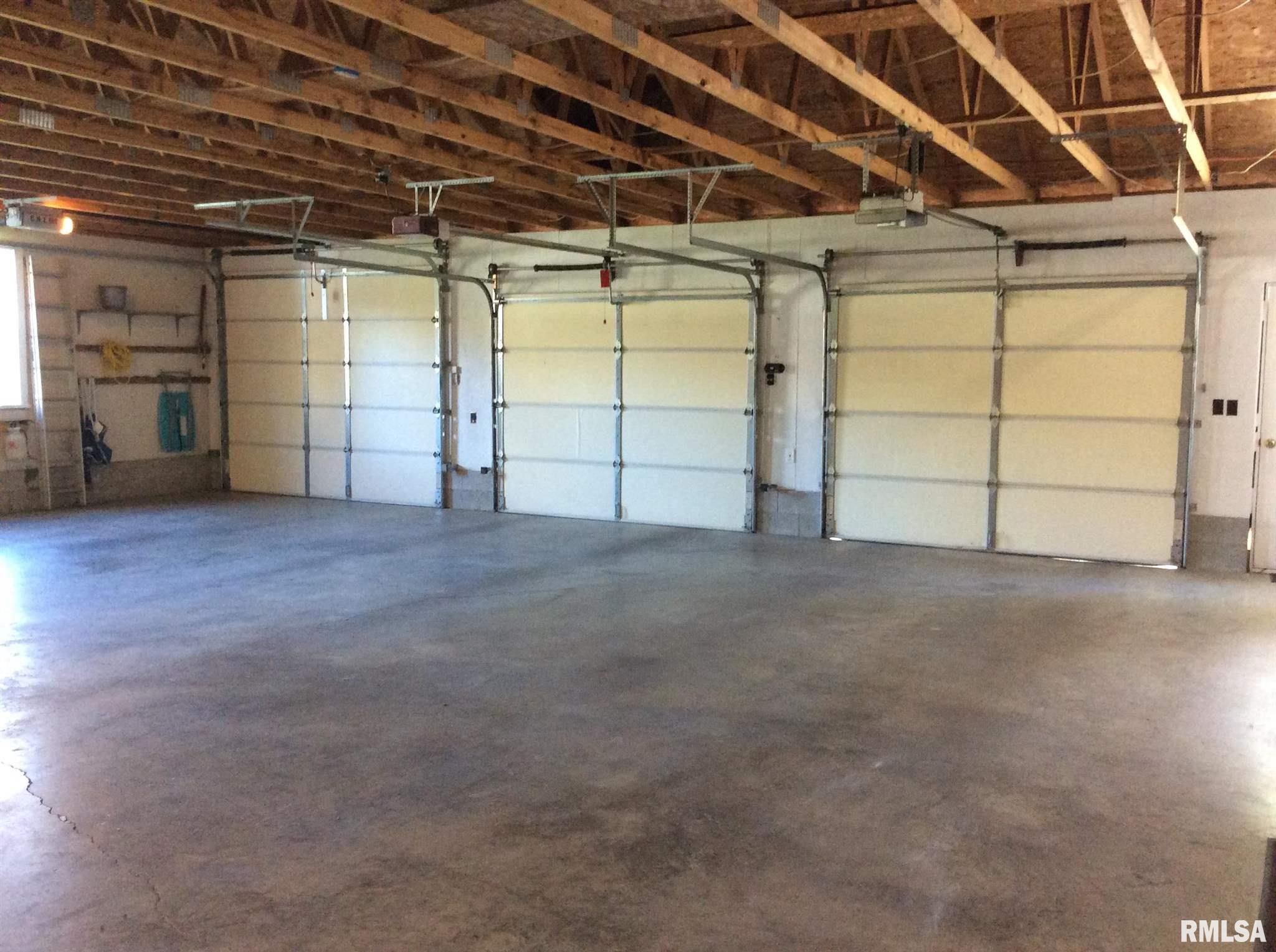 305 West Reed Street Benton, IL 62812 - Photo 46 of 50