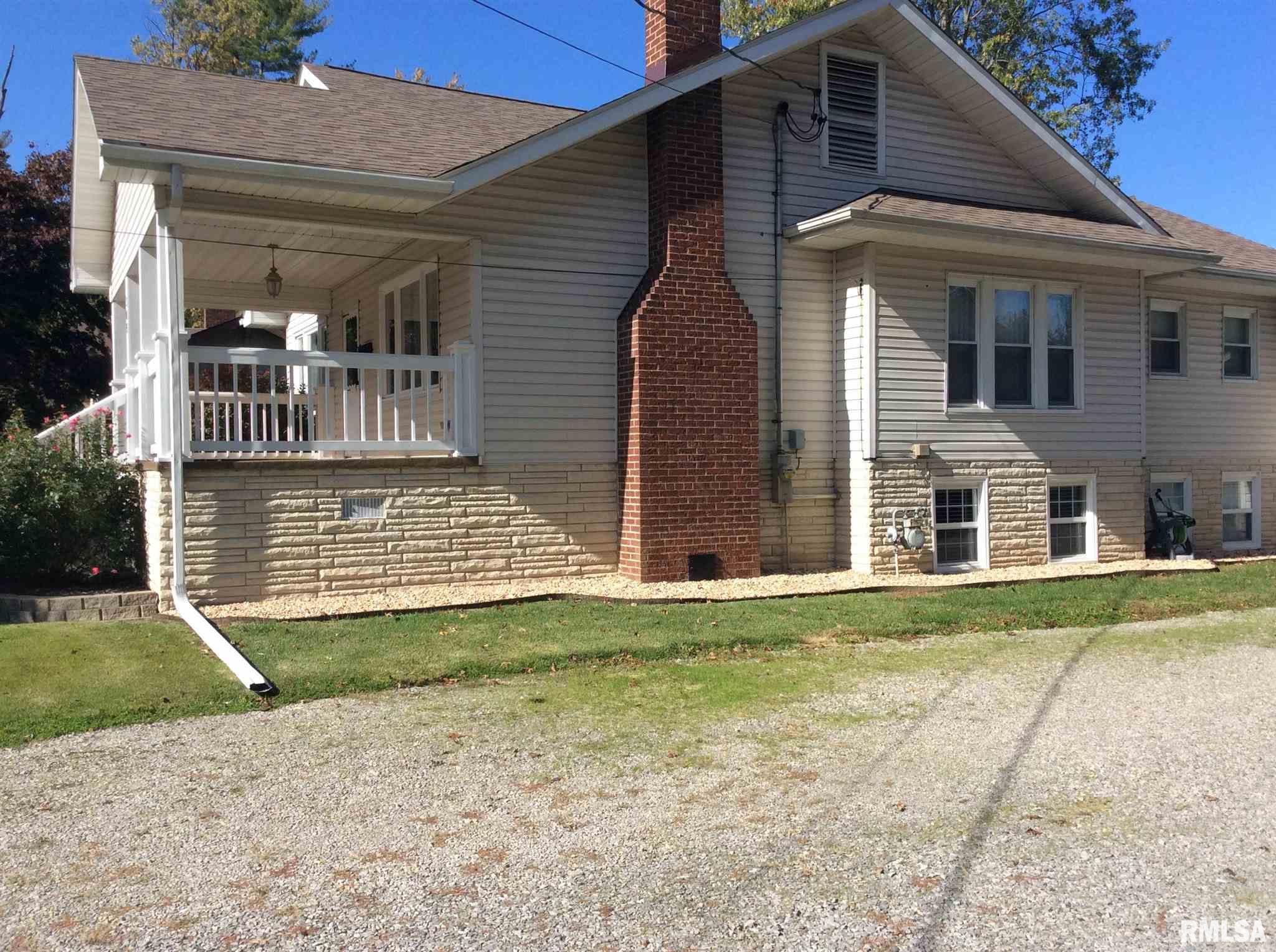 305 West Reed Street Benton, IL 62812 - Photo 9 of 50