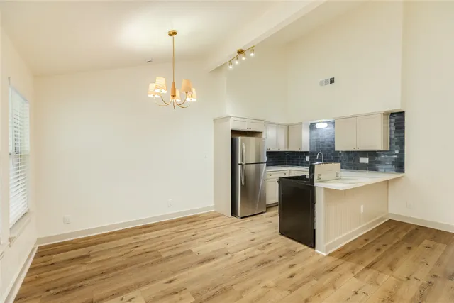 $1,500 | 2305 55th Street, Unit 4, Galveston, TX 77551