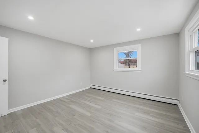 $259,900 | 27 Nokomis Street, Springfield, MA 01111