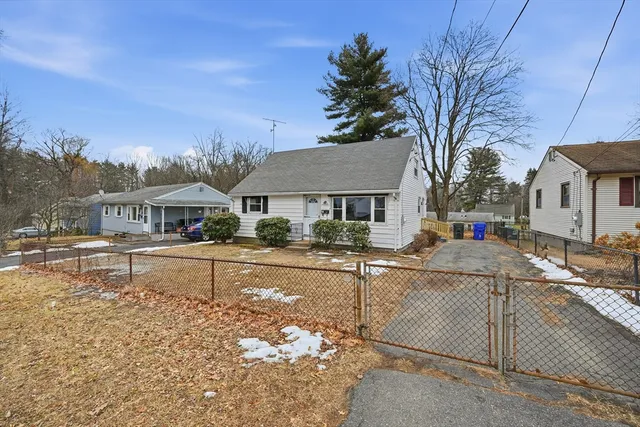 $259,900 | 27 Nokomis Street, Springfield, MA 01111