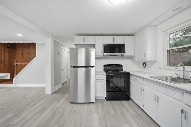 $259,900 | 27 Nokomis Street, Springfield, MA 01111