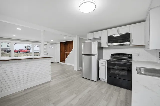 $259,900 | 27 Nokomis Street, Springfield, MA 01111