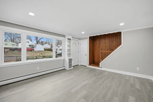 $259,900 | 27 Nokomis Street, Springfield, MA 01111