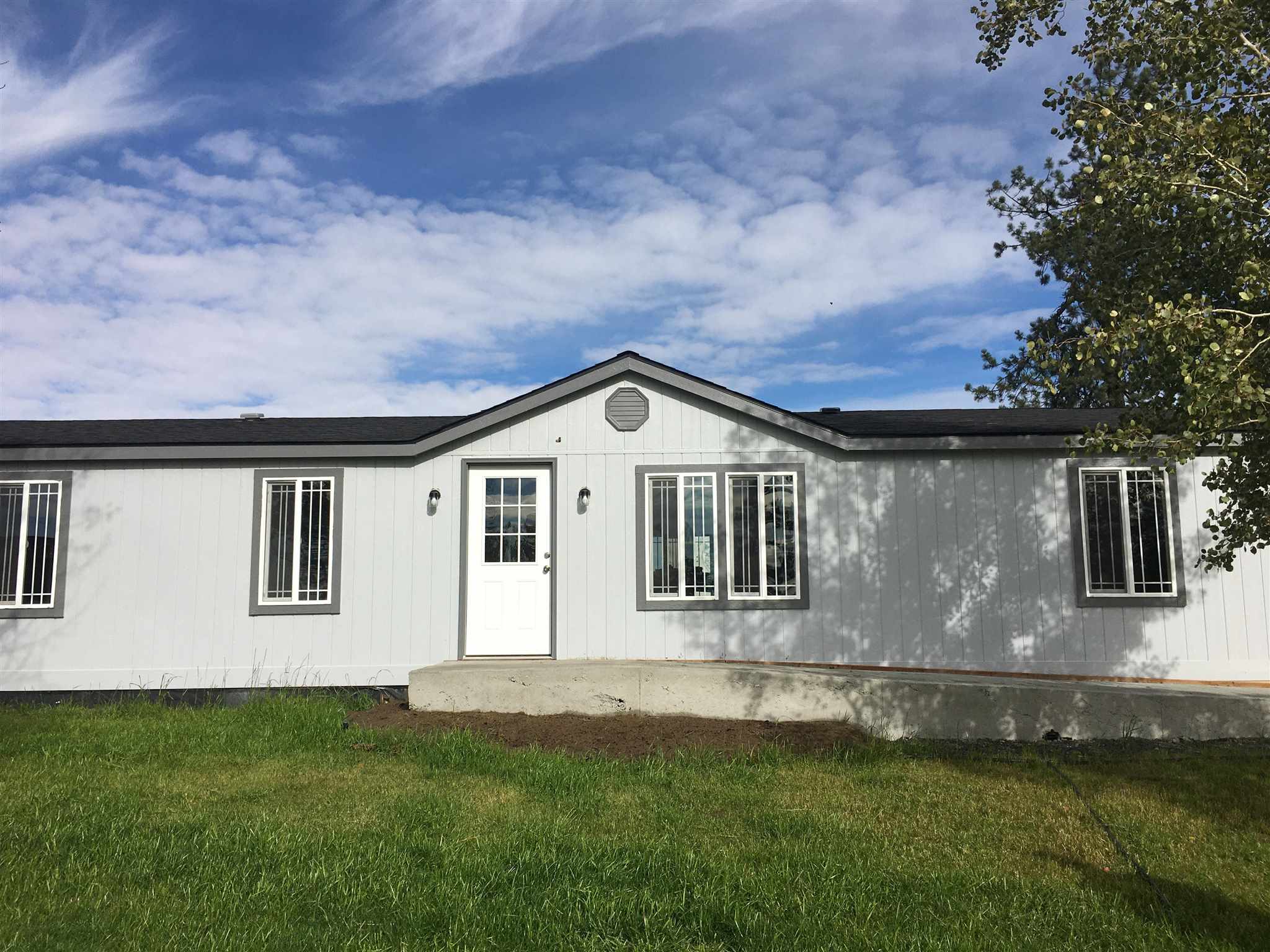 19609 South Harrison Road Edwall, WA 99008 - Photo 2 of 20