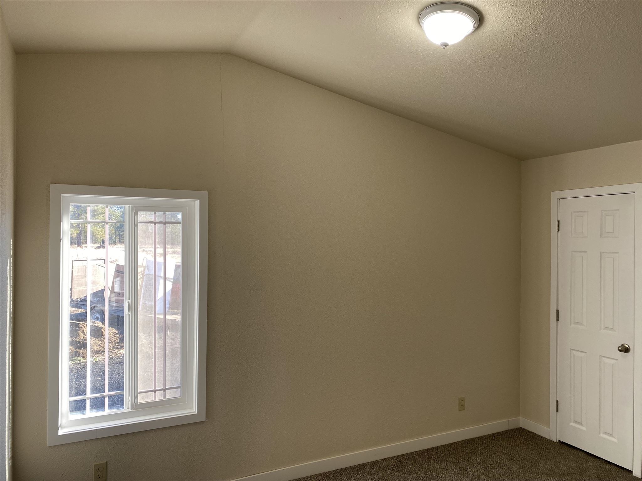 19609 South Harrison Road Edwall, WA 99008 - Photo 13 of 20