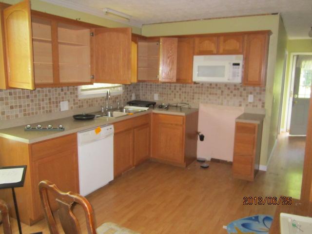 986 Pack Road White Bluff, TN 37187 - Photo 3 of 7 kitchen