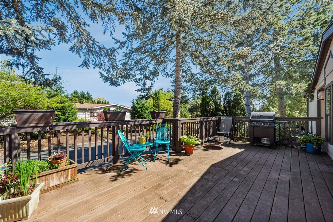12627 Northeast 199th Street Bothell, WA 98011 - Photo 15 of 16 Gallery Image 15