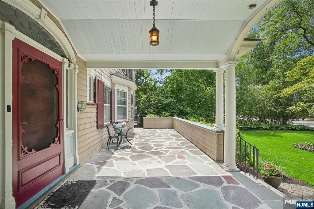 29 Hillcrest Road Glen Ridge, NJ 07028 - Photo 6 of 44 a very nice looking room with a large window