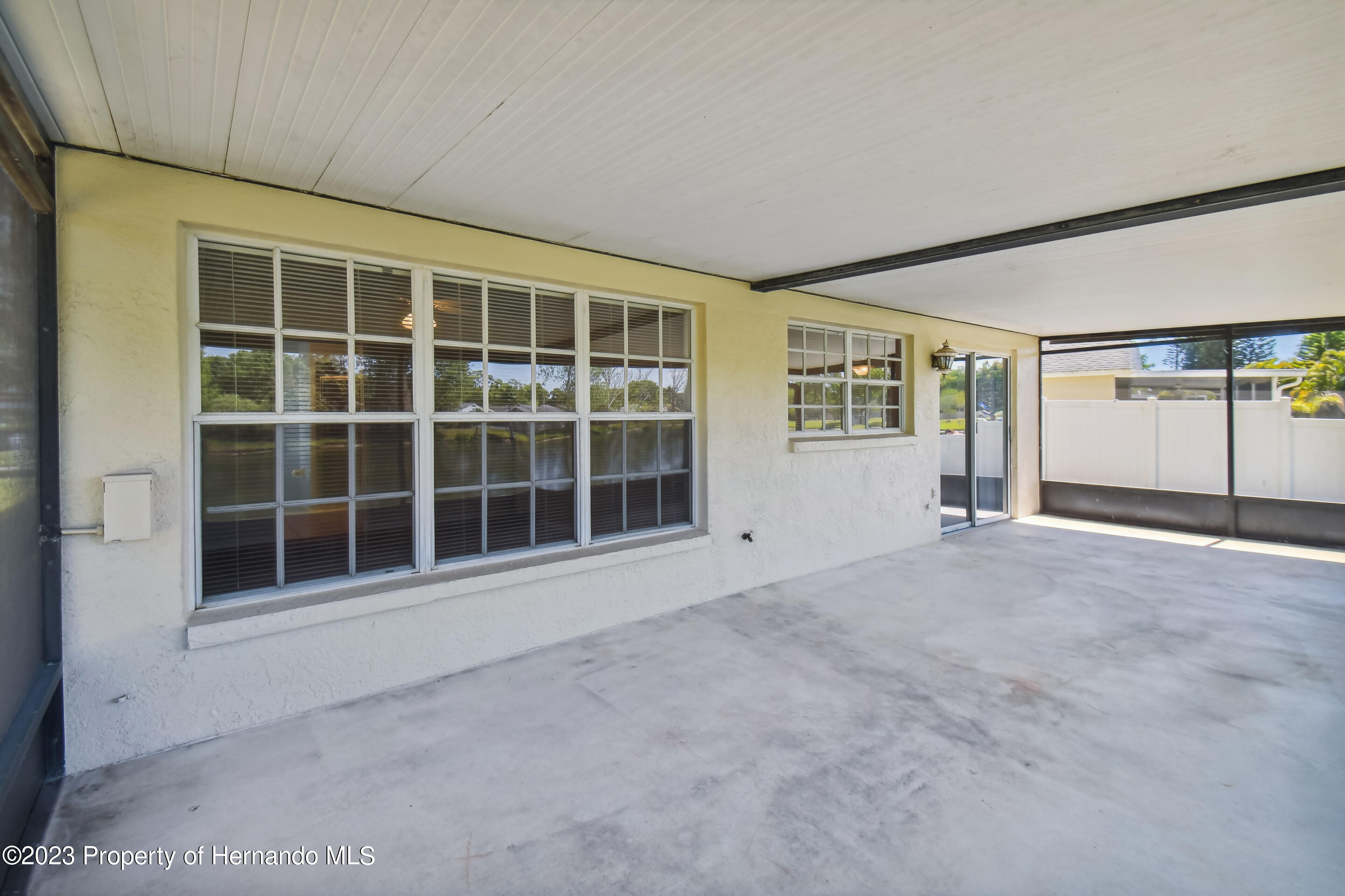 1735 Elk Spring Drive Brandon, FL 33511 - Photo 28 of 49 a view of an empty room with a window