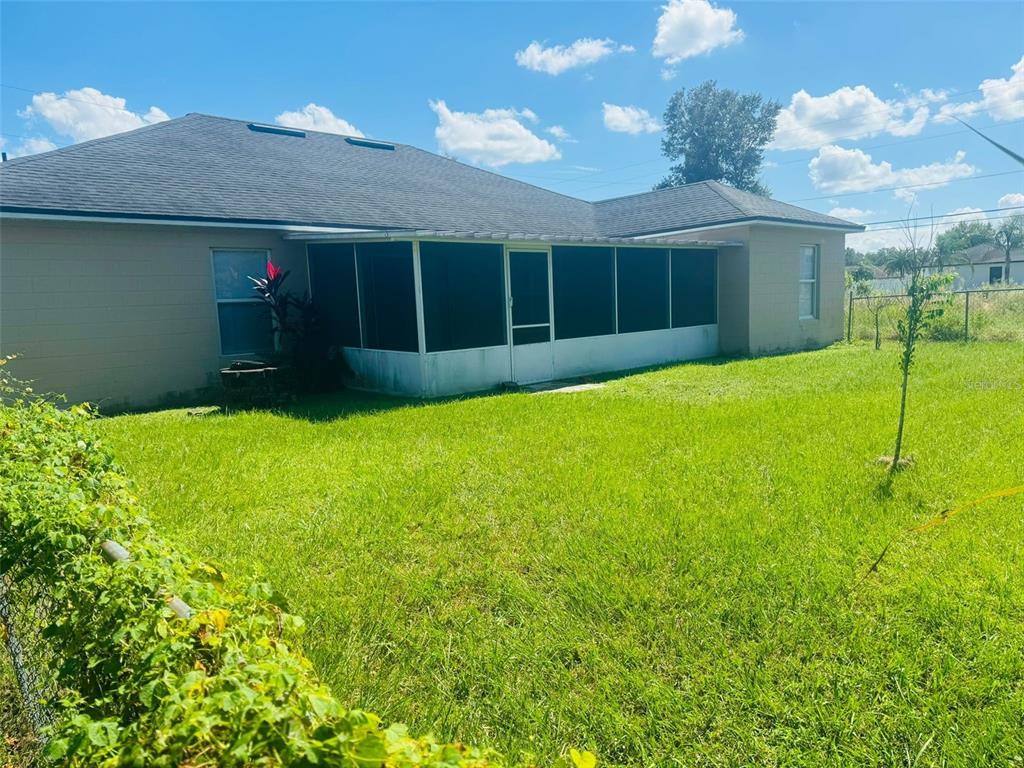 236 Rontunda Drive Kissimmee, FL 34758 - Photo 4 of 22