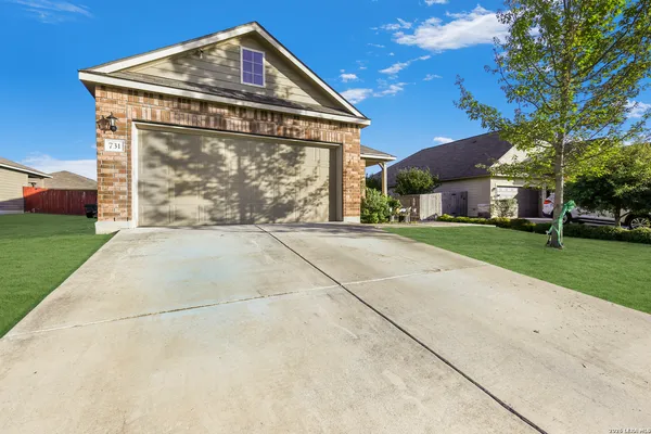 $300,000 | 731 Morgans, New Braunfels, TX 78130