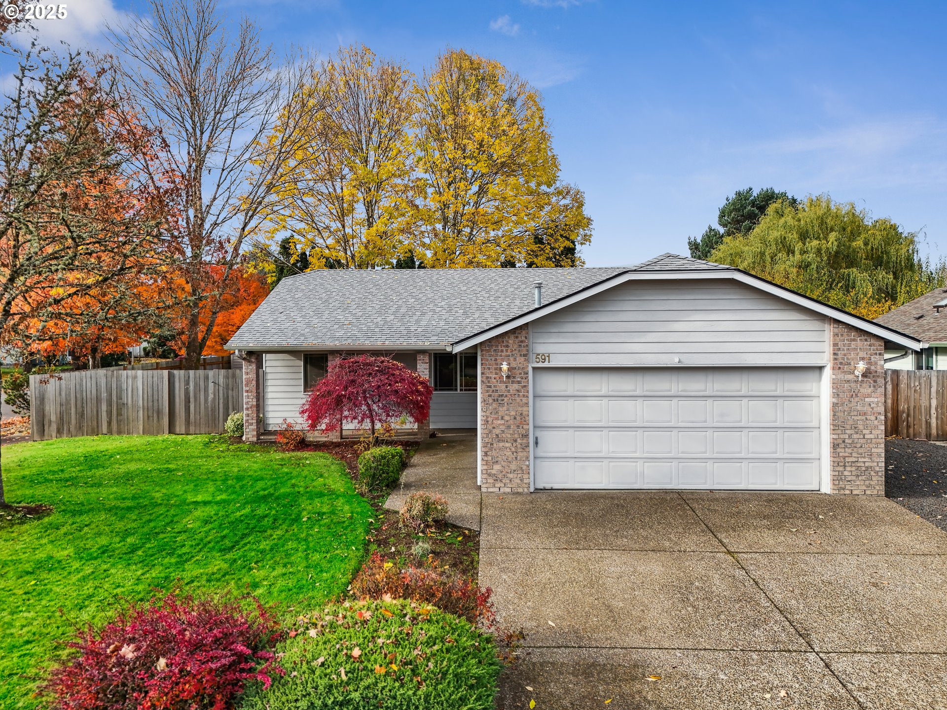 591 Southwest Filbert Street McMinnville, OR 97128 - Photo 1 of 34