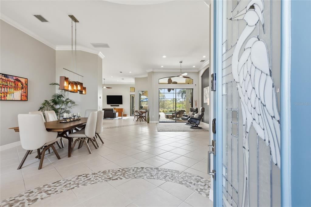 7060 Whitemarsh Circle Lakewood Ranch, FL 34202 - Photo 6 of 56 a view of a livingroom and dining room