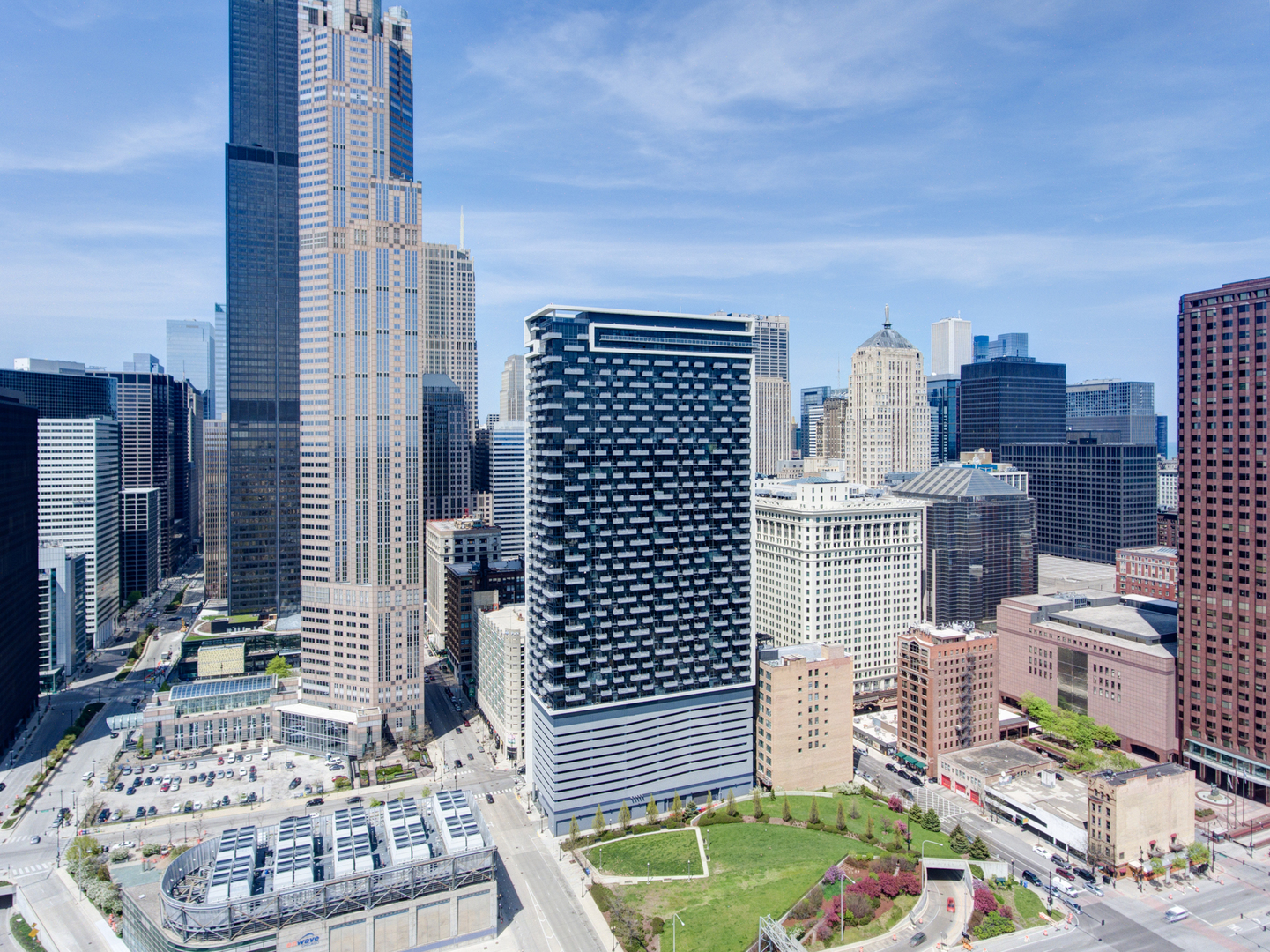 235 West Van Buren Street, Unit 3011 Chicago, IL 60607 - Photo 2 of 30 a city view with tall buildings