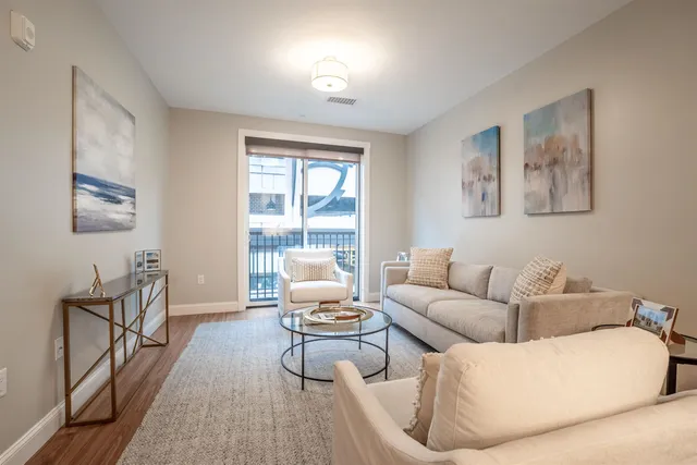 $598,000 | 99 Foundry Place, Unit 106, Portsmouth, NH 03801