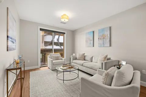 $598,000 | 99 Foundry Place, Unit 106, Portsmouth, NH 03801