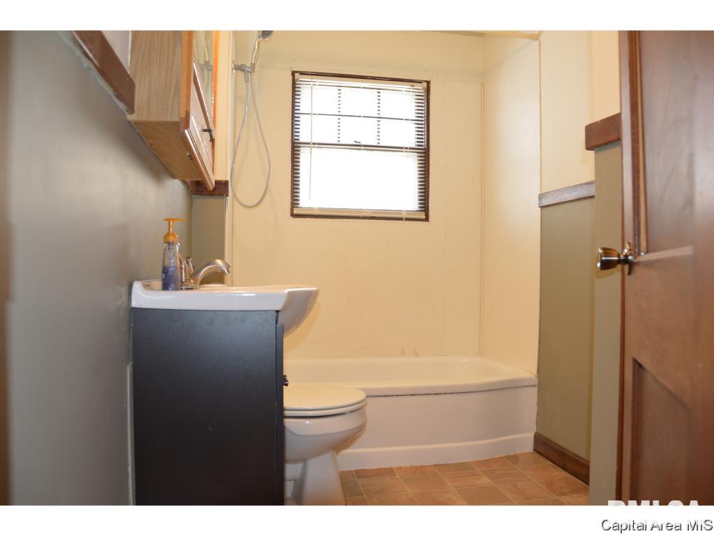 1720 North 19th Street Springfield, IL 62702 - Photo 6 of 21