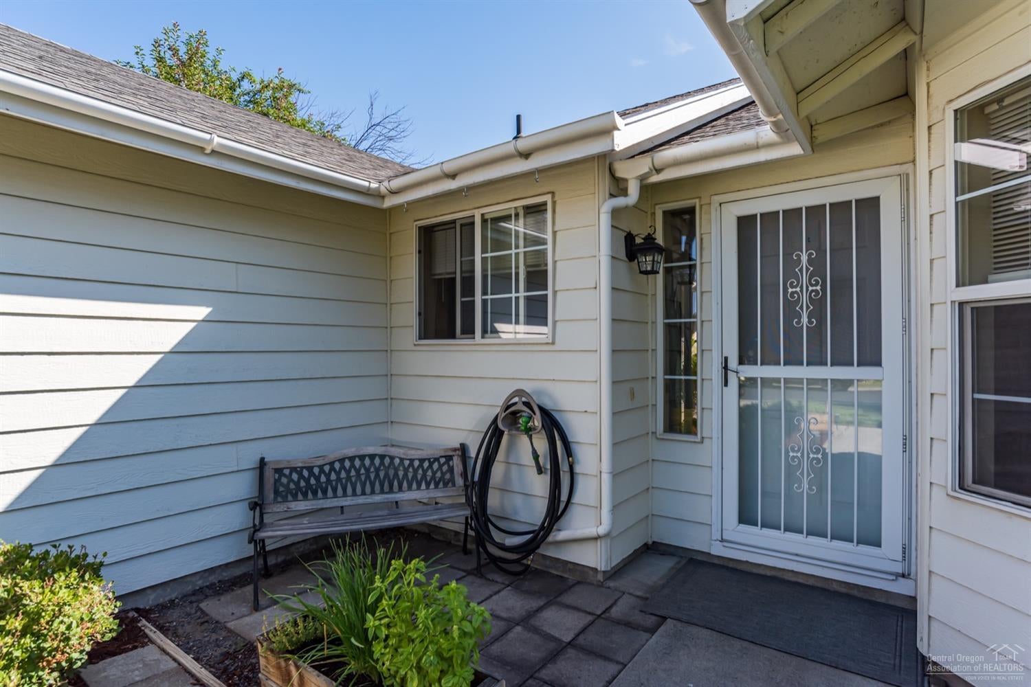 2156 Southwest 28th Street Redmond, OR 97756 - Photo 3 of 25 Additional Photo