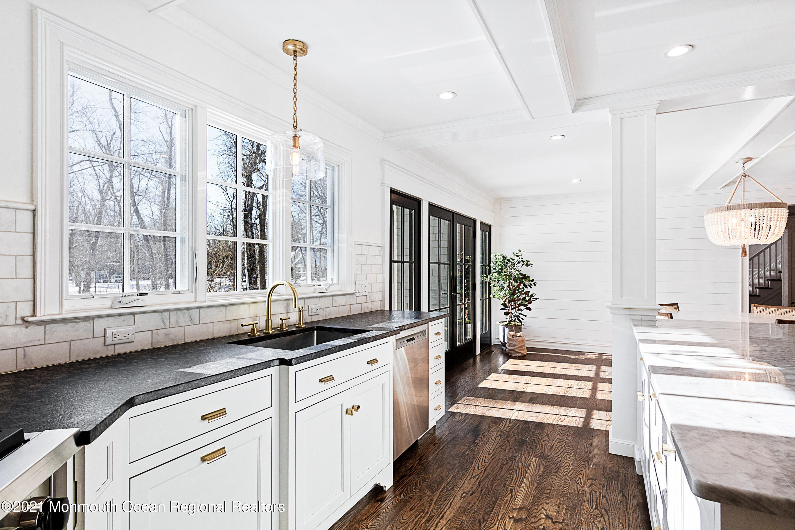 127 Rumson Road Rumson, NJ 07760 - Photo 20 of 103 127RumsonOnline-20