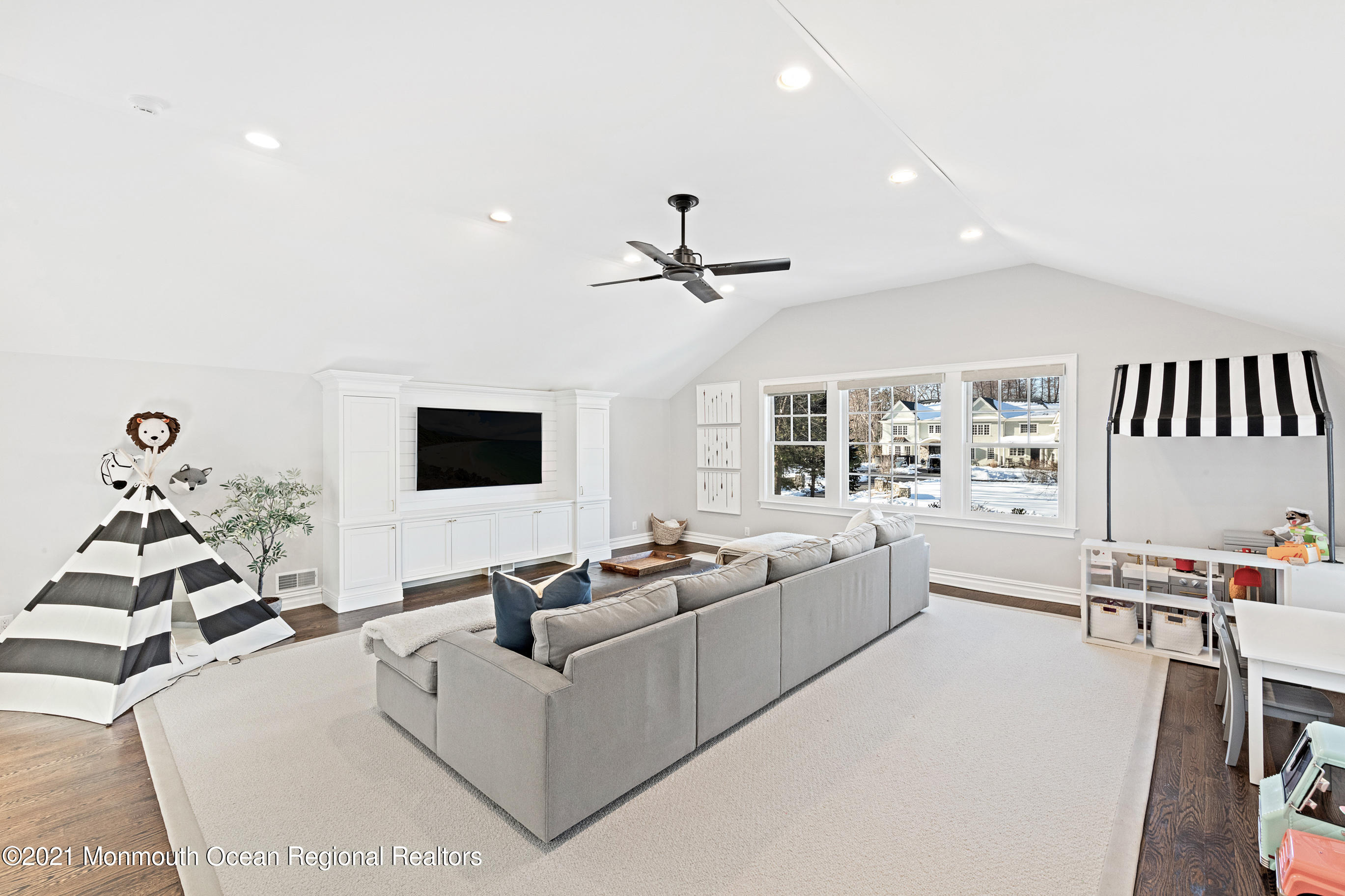 127 Rumson Road Rumson, NJ 07760 - Photo 46 of 103 127RumsonOnline-46 copy