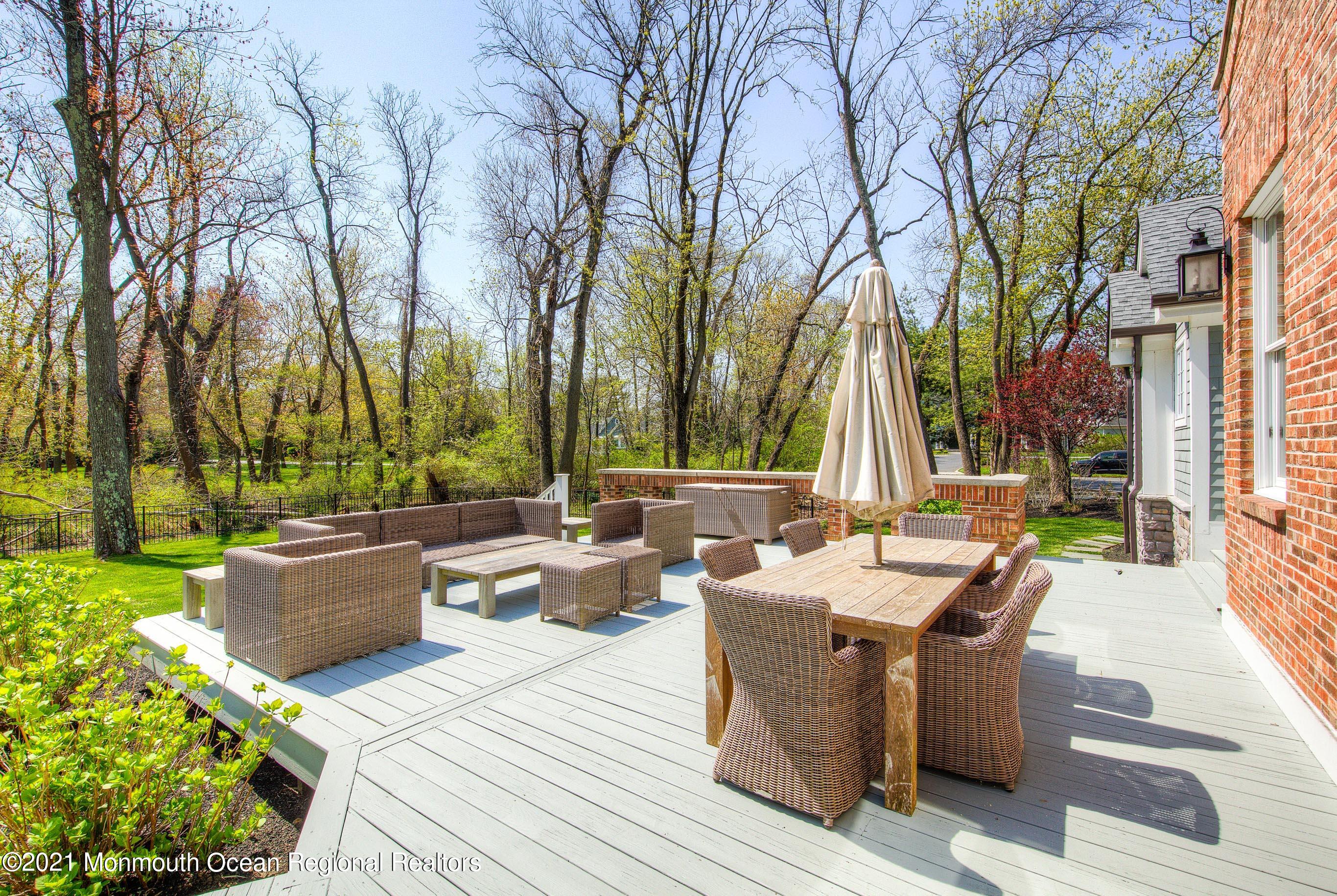 127 Rumson Road Rumson, NJ 07760 - Photo 94 of 103 127RumsonExteriorOnline-29