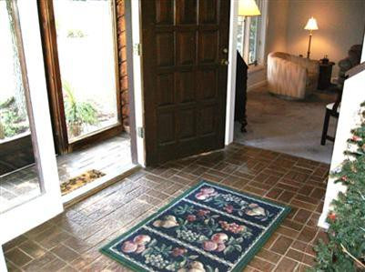 3346 Pepperhill Road Lexington, KY 40502 - Photo 8 of 57 Photo 8