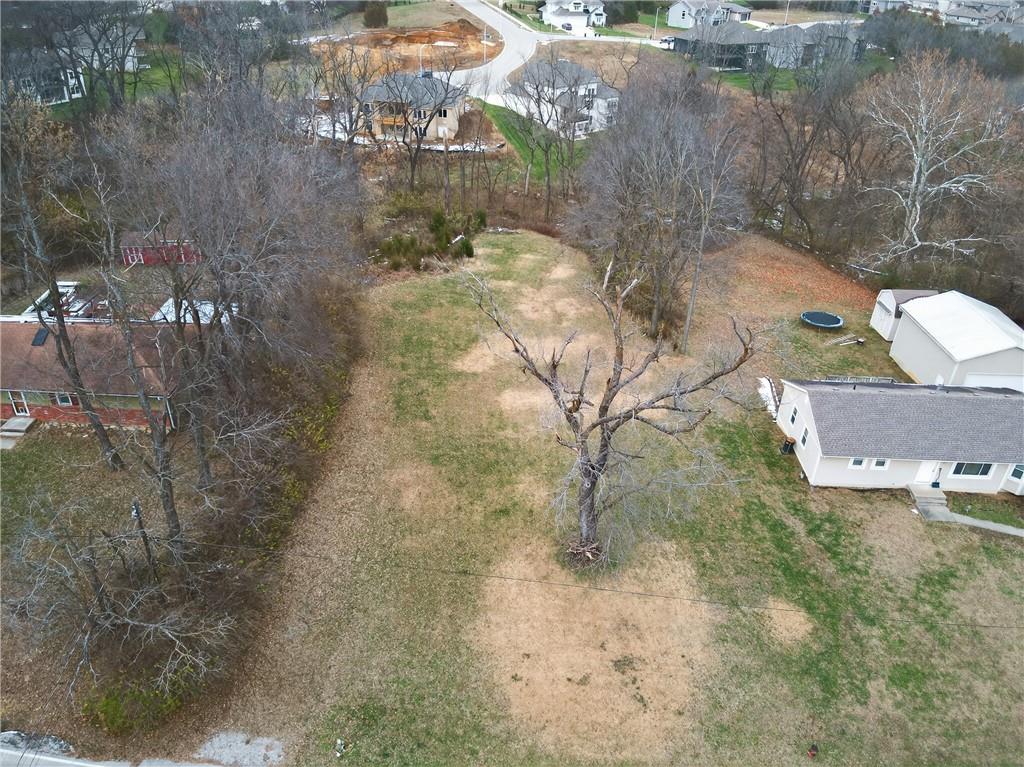 4924 Northwest Linden Road Kansas City, MO 64151 - Photo 3 of 8