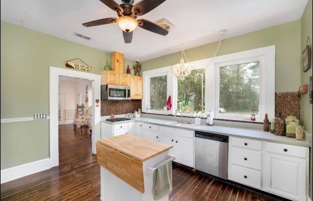 408 5th Street Southwest Havana, FL 32333 - Photo 5 of 13