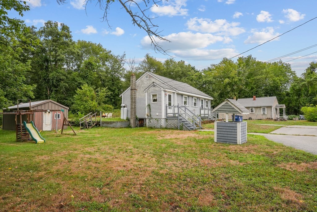 40 Chipaway Road East Freetown, MA 02717 - Photo 6 of 39 Gallery Image 6