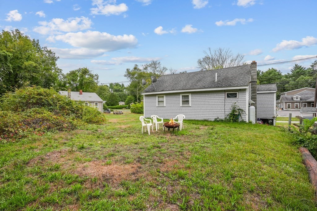 40 Chipaway Road East Freetown, MA 02717 - Photo 8 of 39 Gallery Image 8