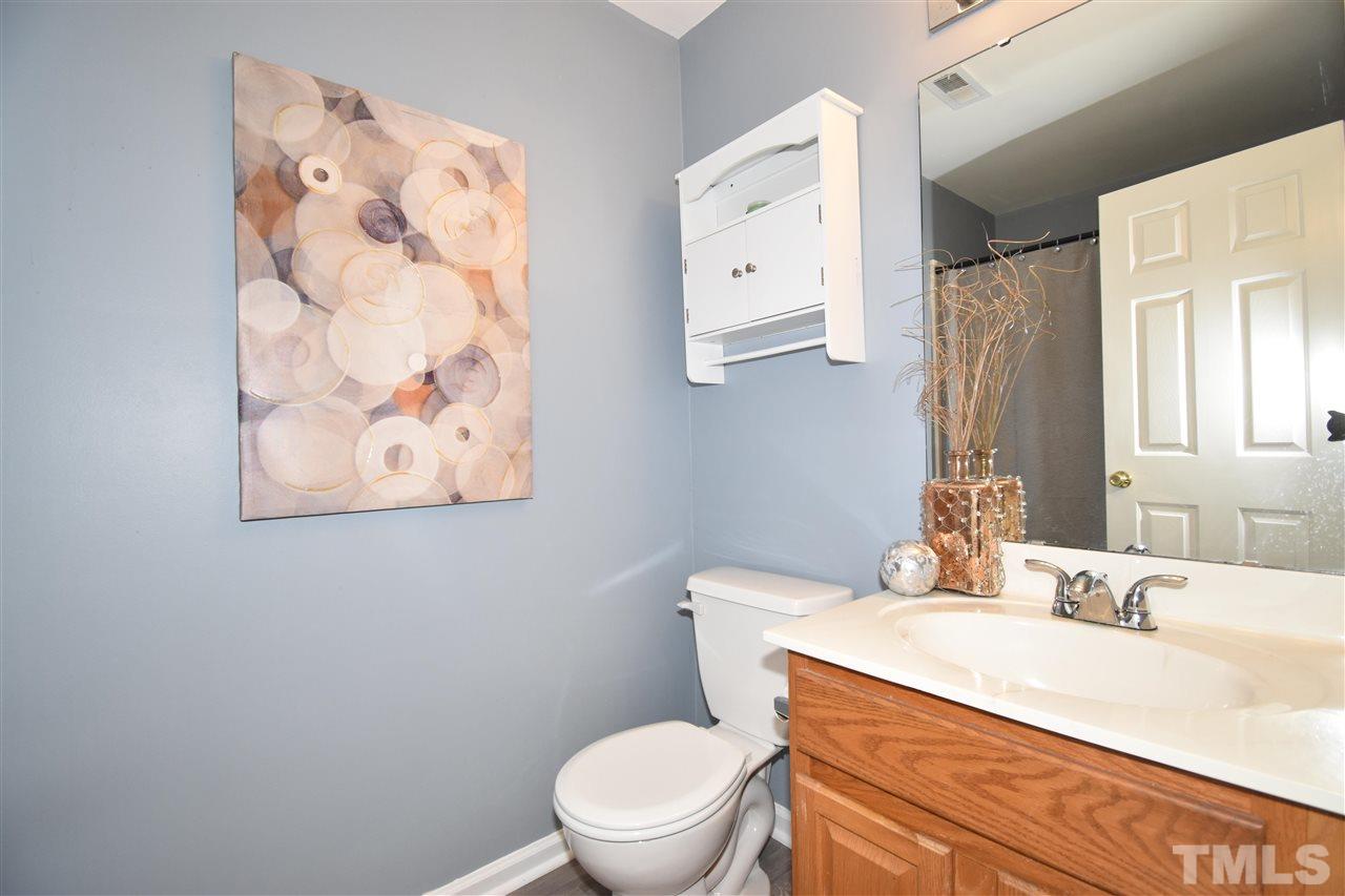 3352 Marshlane Way Raleigh, NC 27610 - Photo 14 of 23 Gallery Image 14